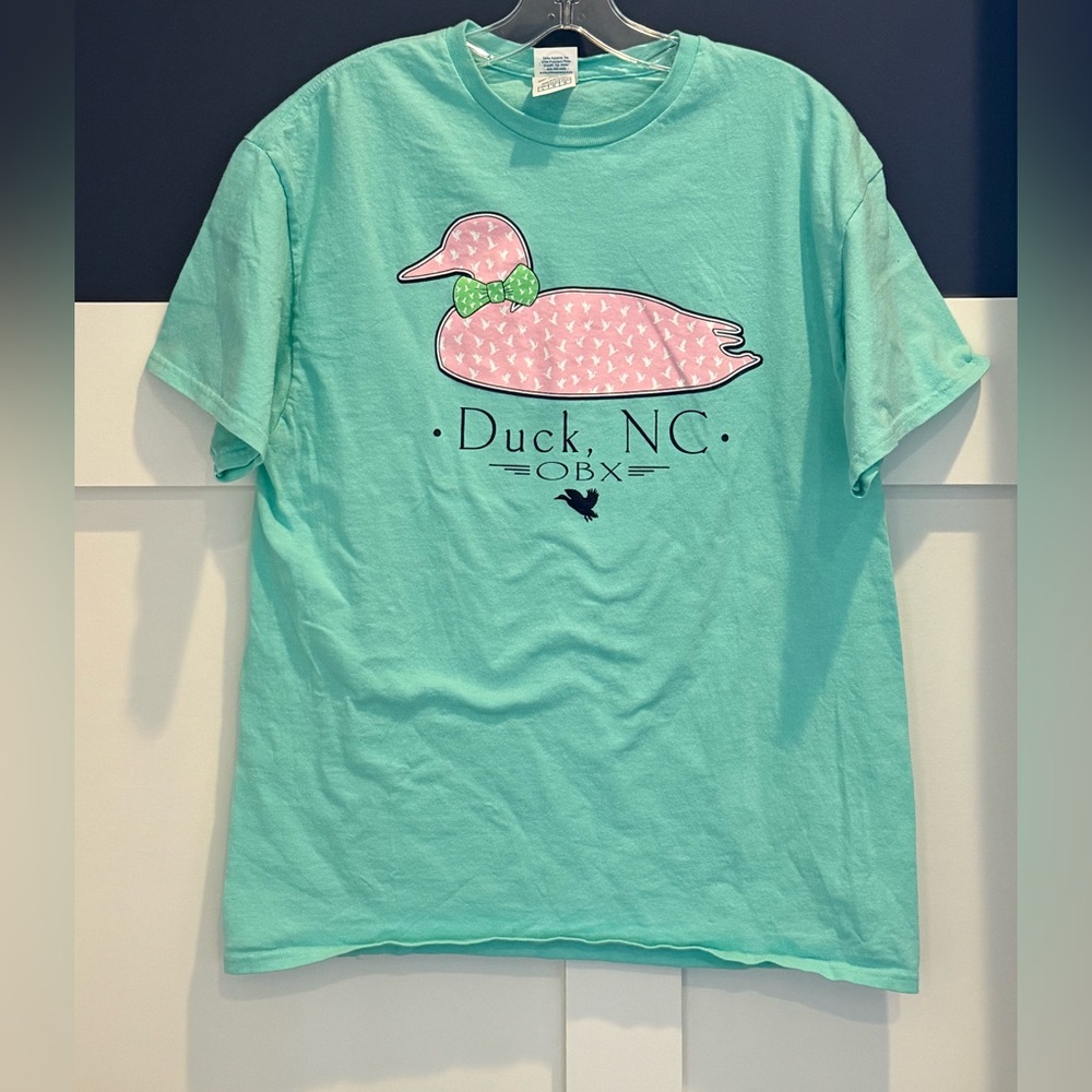 Delta Short Sleeve Tee - Mint Green with Pink Duck Outer Banks Size L